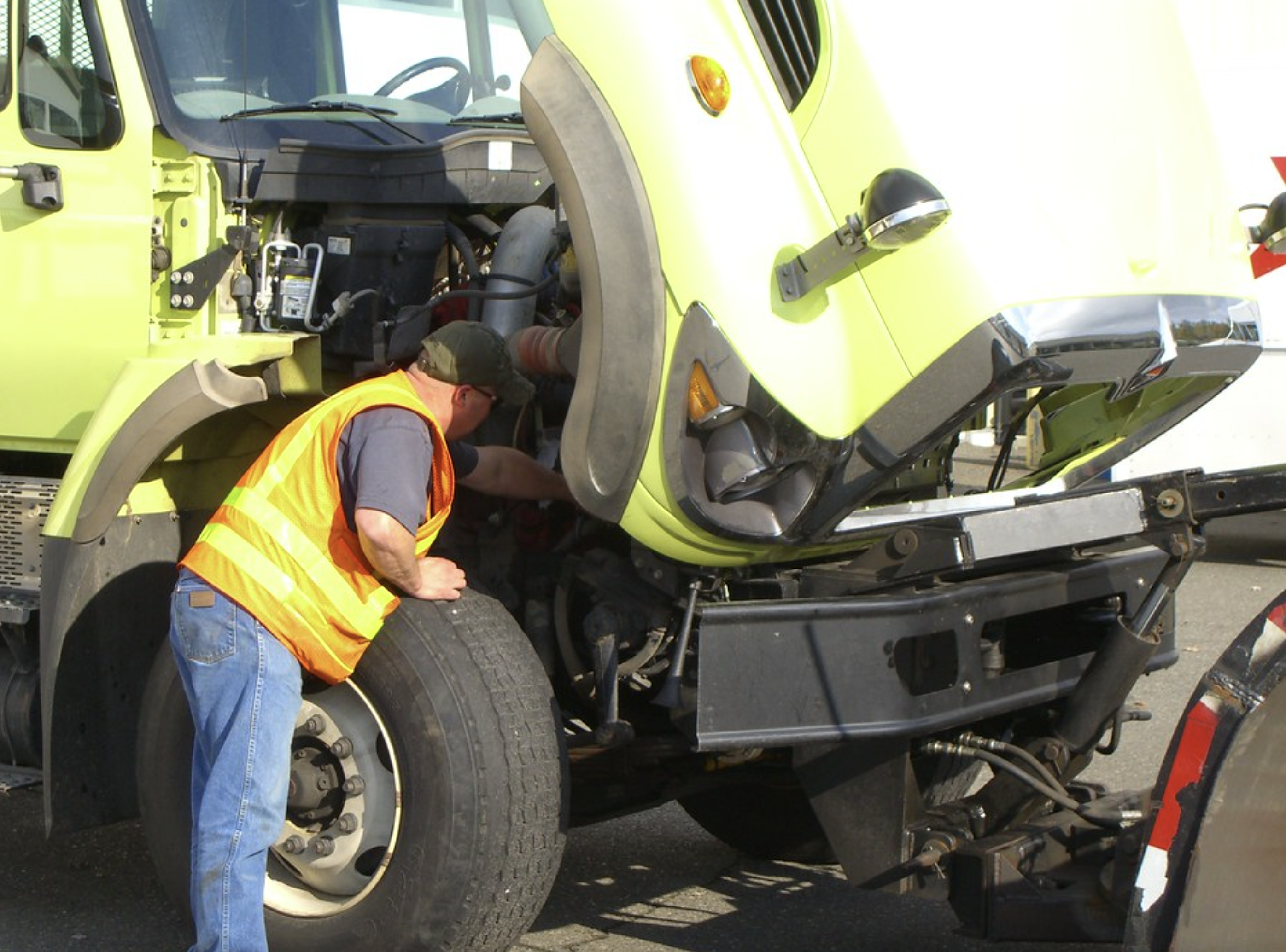 this image shows mobile truck repair in Verona, WI